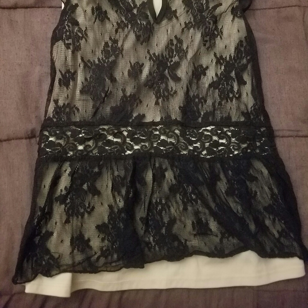 💟 Blouse - Picture 2 of 5